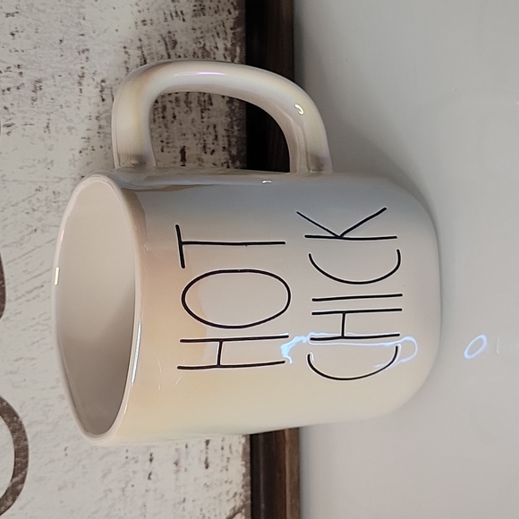 Rae Dunn 🔥 Hot Chick Irridescent Mug - Picture 1 of 4